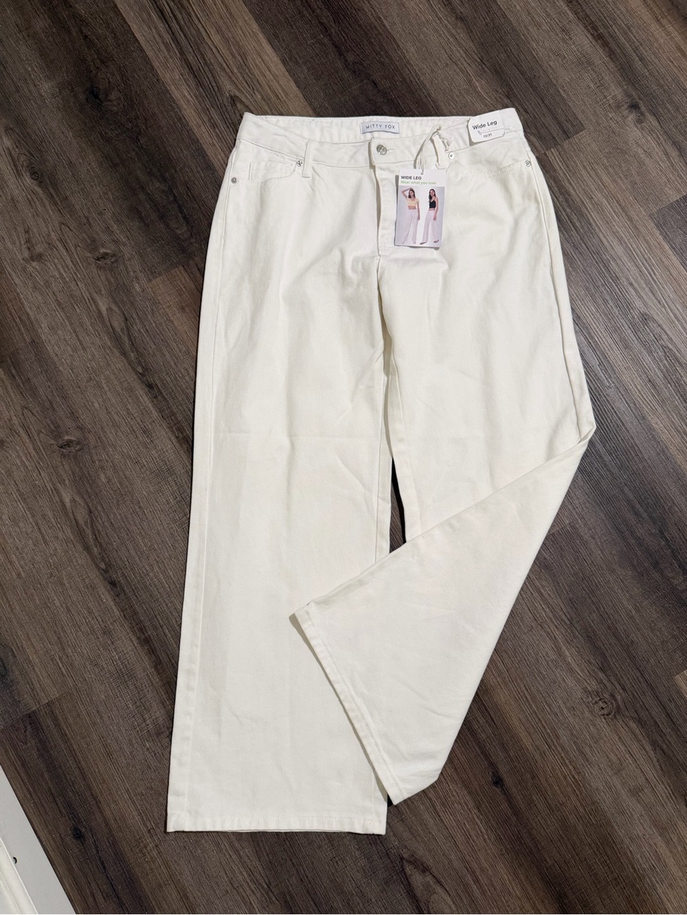 Wide Leg Women's Jeans in Off-White